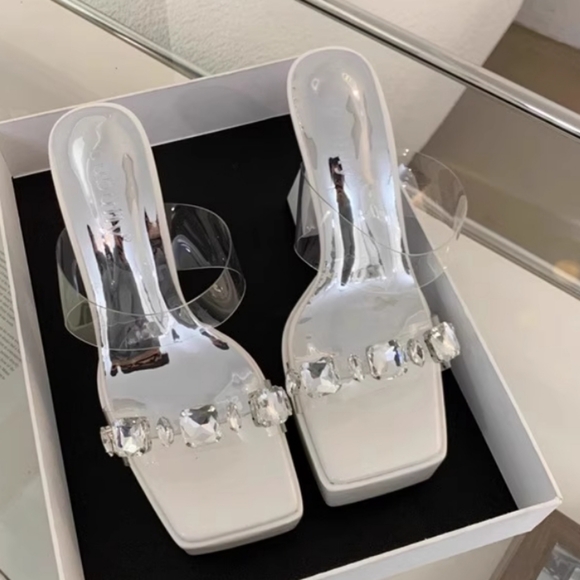 women shoes Heels - Picture 2 of 4